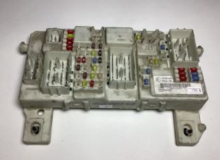 7M5T-14A073-DF Ford Focus Sigorta Body Beyni 7M5T-14A073-DF