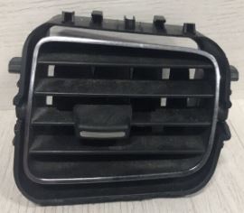 687506205R Orjinal RENAULT SYMBOL ORTA SAĞ HAVALANDIRMA IZGARASI 687501077R-687506205R