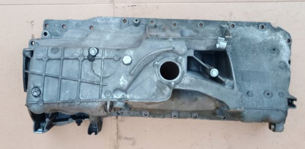 7800325 BMW 5 F10 F11 N57 MOTOR YAĞ KARTERİ