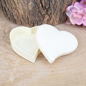 Boş Kalp Desenli Plastik Kutu Krem 10 Adet