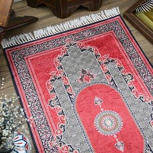  Çeyizlik İpek Burgu Seccade Kırmızı 70x120 cm - 510 gr