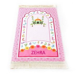 İsme Özel Çocuk Seccadesi Aksa Pembe 82×45 cm 110 gr - Tesbih Hediyeli