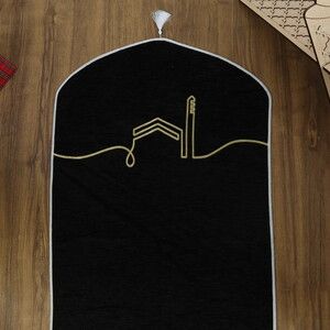  El Kuba Lüks Astarlı Biyeli Seccade İsimli Siyah (66X125cm) 565 gr