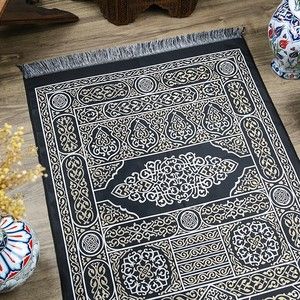  Hediyelik İnce Kabe Kapısı Desenli Seccade 70x117 cm - 250 gr