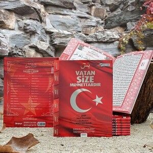  Hediyelik Yasin Kitabı (Çanta Boy) 80 Sayfa, 99'lu Kokulu Tesbih ve Tül Süslemeli Ekonomik Mevlid Paketi-Türk Bayraklı