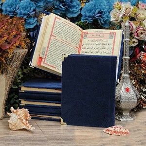  Kadife Yasin Kitabı (Çanta Boy), İnci Tesbih, Asetat Kutulu (17×15 cm 200 gr) Mevlid Seti-Lacivert