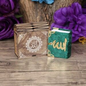Mini Ahşap Kutu & Mini Kur'an-ı Kerim Yeşil (8x7cm)
