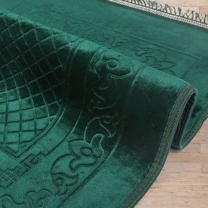  Soft Yumuşak Kadife Peluş Seccade Yeşil 80 x 110 cm - 1100 gr