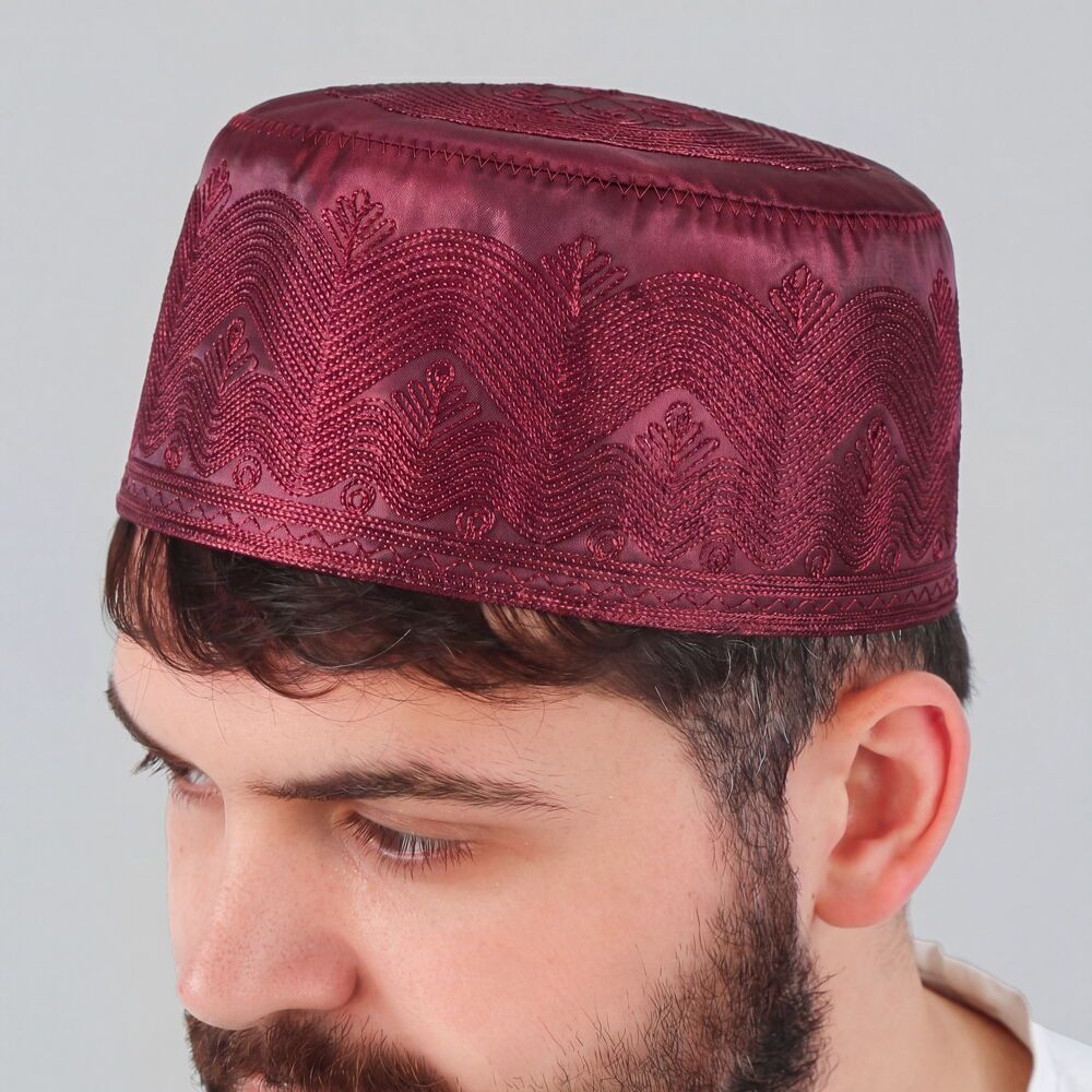  Mevlidhan Namaz Takkesi Topbaş Hafız Nakış İşlemeli Bordo
